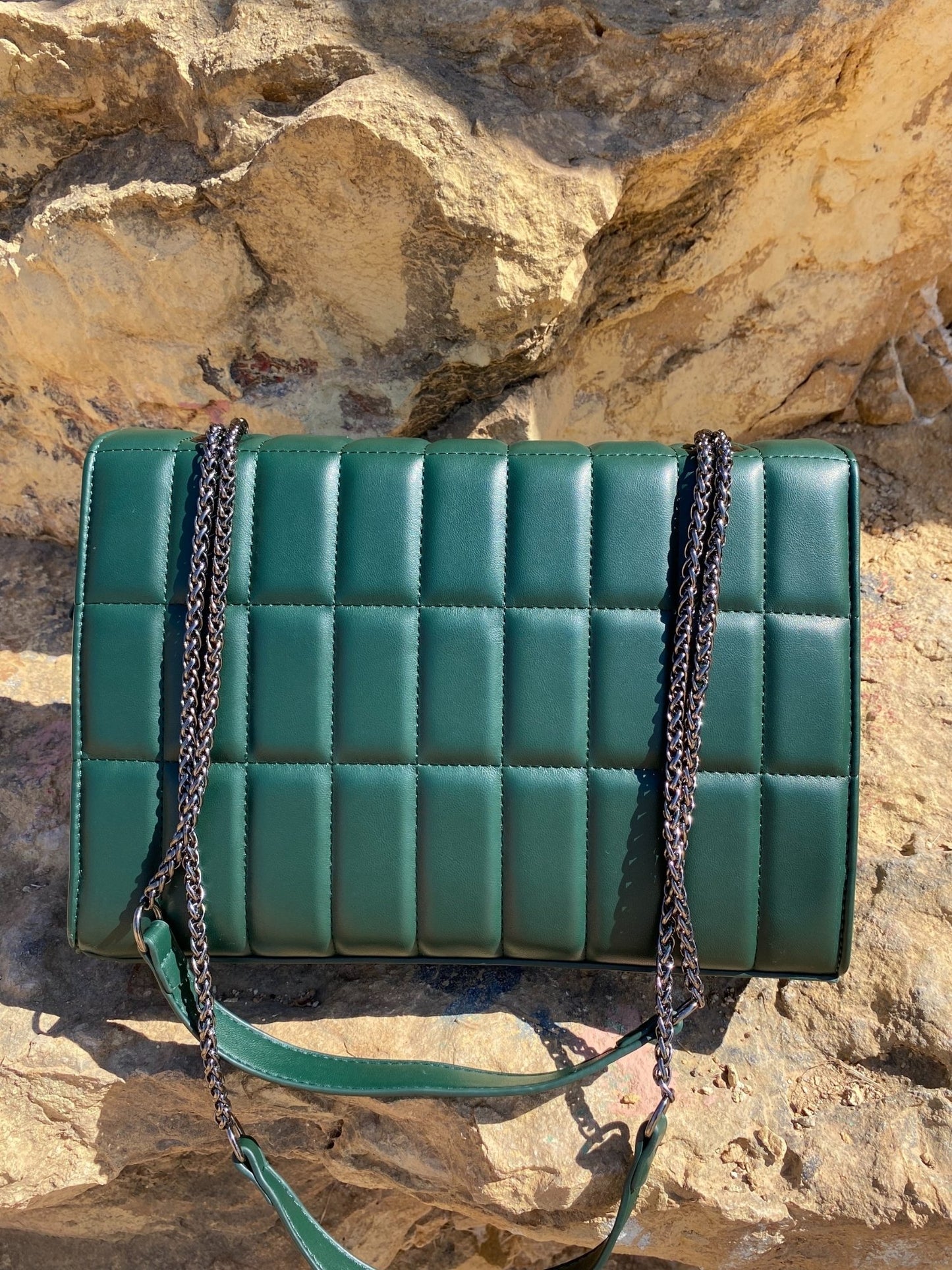 Quilted Chain Strap Shoulder Bag