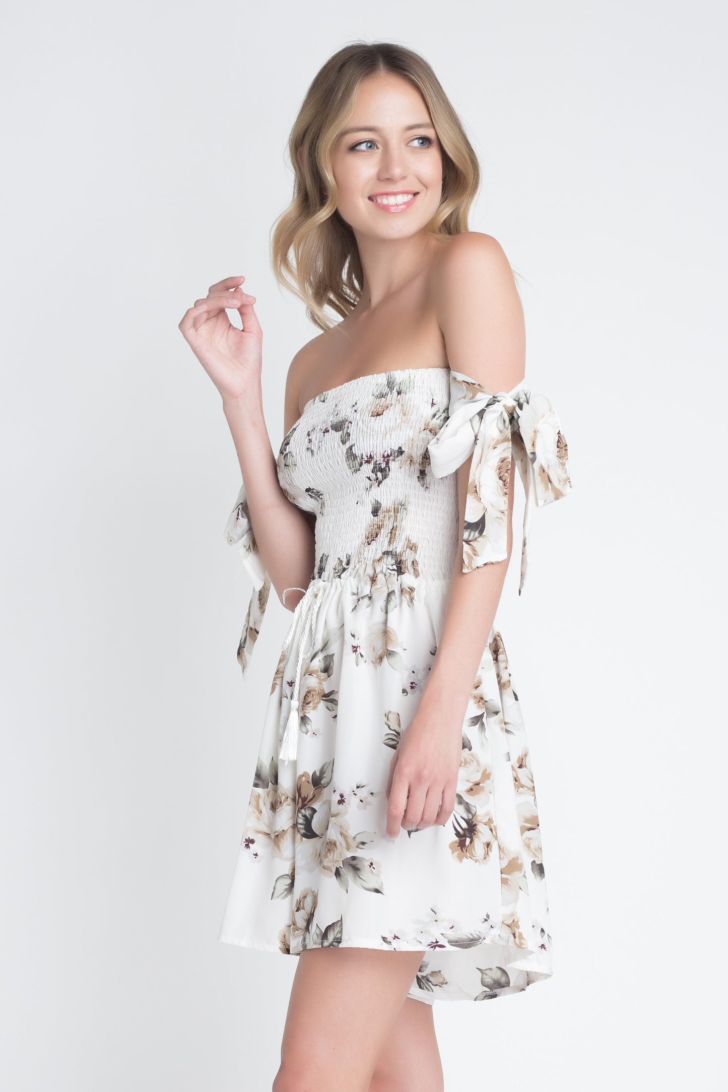 Women's Off Shoulder Floral Tie Romper