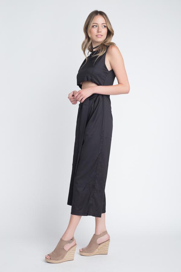 Women's Sleeveless Tie Jumpsuit